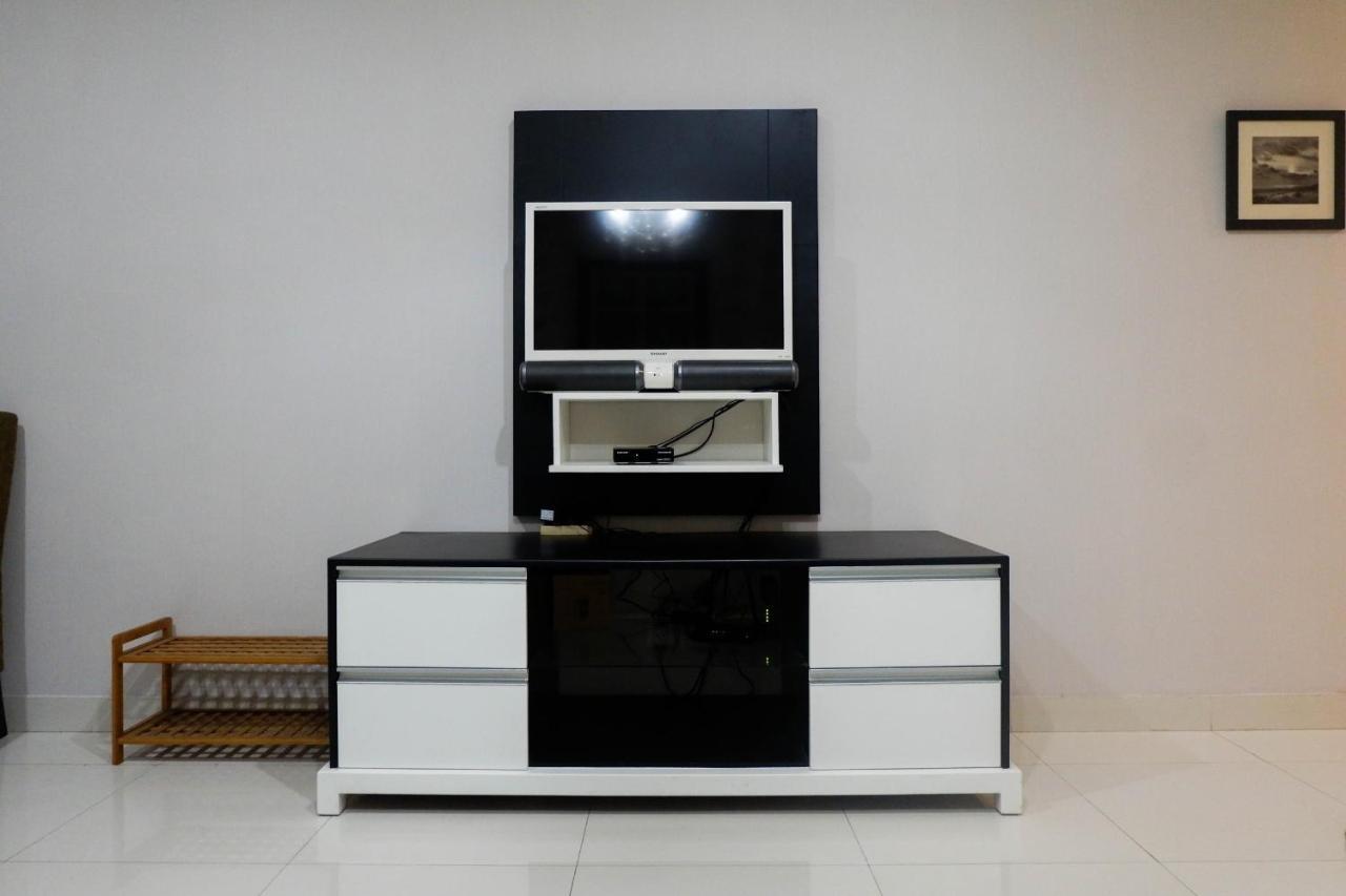 Strategic 2Br Apartment At Trillium Residence By Travelio Surabaya Bagian luar foto